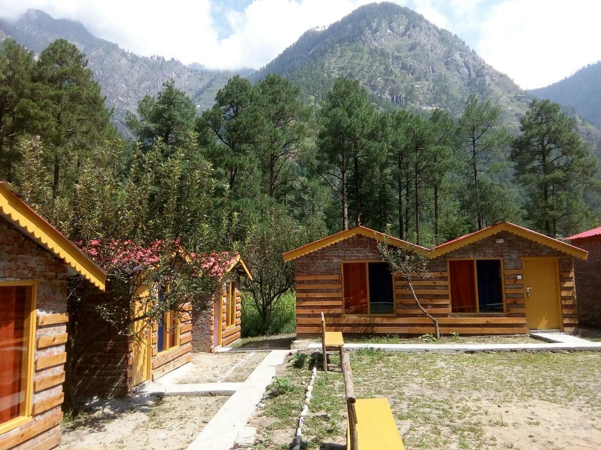 Brick And Wood Cottages Kulu Buitenkant foto